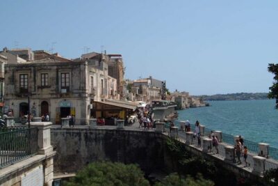 Syracuse & Noto - Day Tour from Taormina - Morning logistics: 7:20 pickup, up to 50 people, and the pace issue