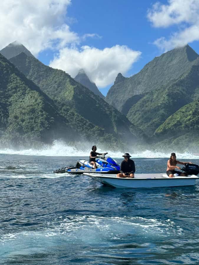 Tahiti: Unique Full Day West Coast, Combo Tour to Teahupoo - Vaipahi Water Gardens: A Walkable Break With Big Photo Payoff