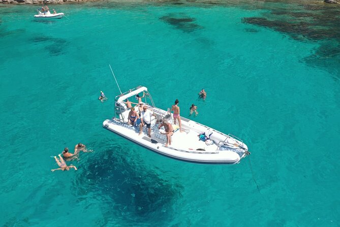 Tavolara San Teodoro's 5 Island and Beach Tour - From Punta della Guardia toward Ruia Island: sea views with a pirate-ship story feel