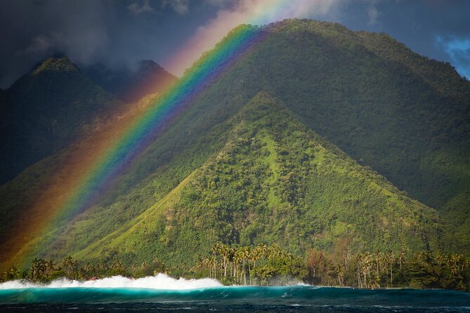 Teahupoo Wave Watching - The Aluminium Catamaran Ride: Short Crossing, Big Change in Perspective