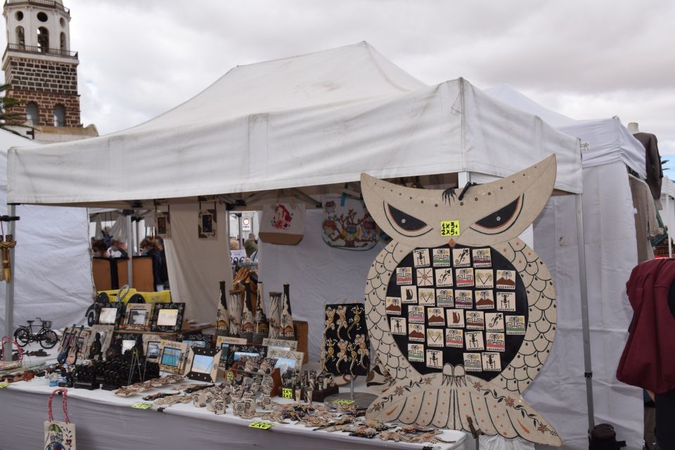 Teguise: Market and César Manrique Foundation Tour - Getting there from Costa Teguise or Puerto del Carmen (and why pickup can feel chaotic)