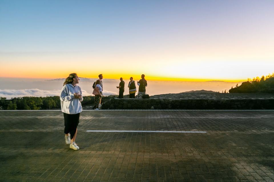 Teide National Park: Sunset & Stargazing Safari with Dinner - Guides, stories, and the human touch (Kieran, Craig, Sonja and more)