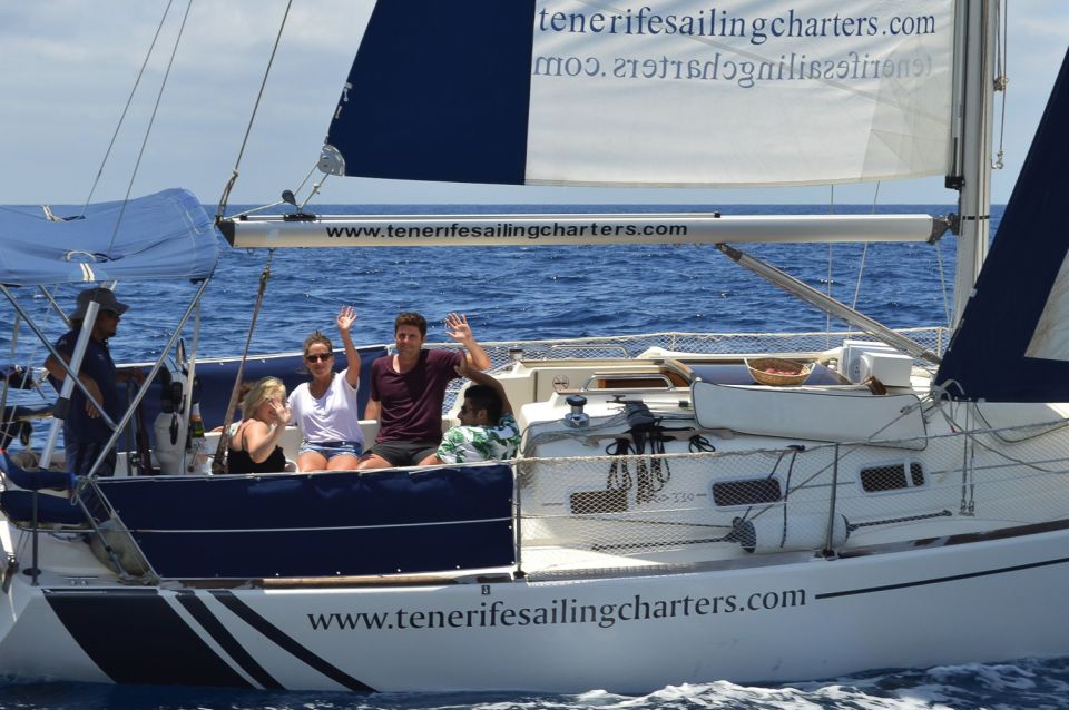 Tenerife: 3 &-6 Hour Private Whale & Dolphin Watching - Snacks, drinks, and the captain’s personality