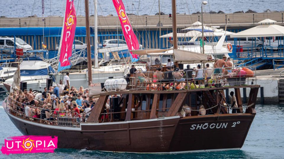 Tenerife: Boat Party with Open Bar and DJs - VIP Upgrade: When Extra Deck Space and Premium Drinks Matter