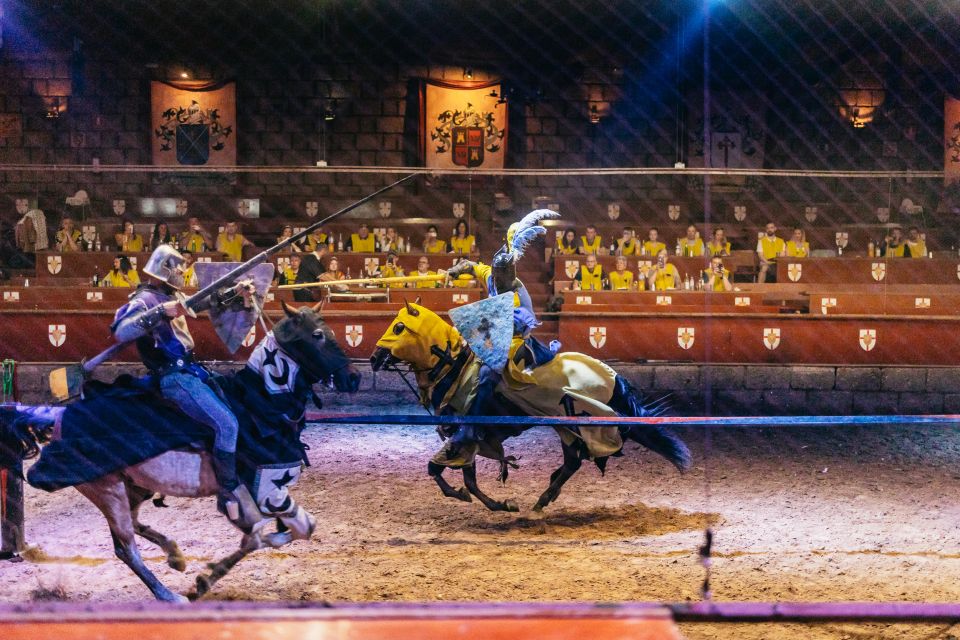 Tenerife: Castillo San Miguel Medieval Show with Dinner - Dinner during the jousts: what you eat and what to expect from portions