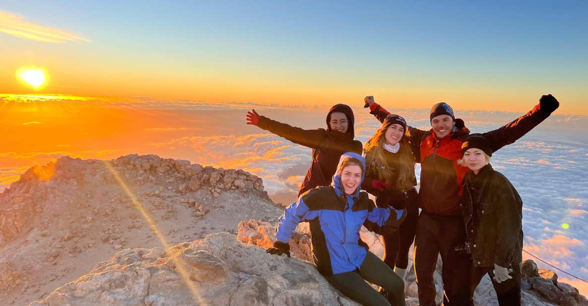 Tenerife: Guided Hike to the Peak of Mount Teide - Night start details: headlamp, warmth, and the altitude reality