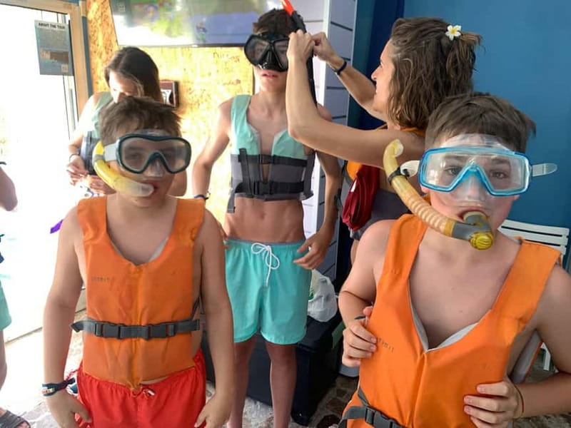Tenerife: Kayak and Snorkeling Tour with Photos - Meeting logistics in real life: where to find the group