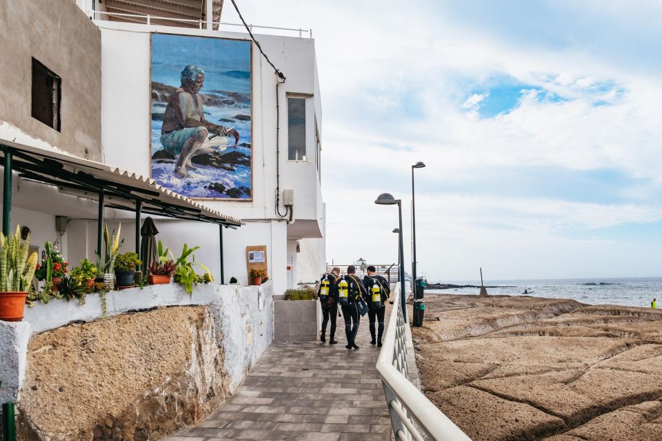 Tenerife: Scuba Diving Experience with Instructor and Gear - Important safety notes you should plan around