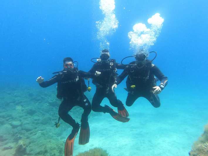 Tenerife south: Scuba Dive for beginners in Adeje - Theory That Helps You Breathe: Hand Signals and Breathing Basics