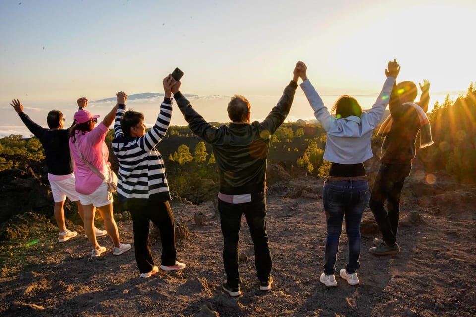 Tenerife: Teide National Park Sunset & Stargazing Tour - Dinner in a Traditional Village: Good Fuel, Clear Expectations