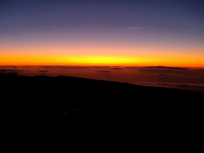 Tenerife: Teide Peak Hiking 3715m - What’s included in your pack (and what you must bring)