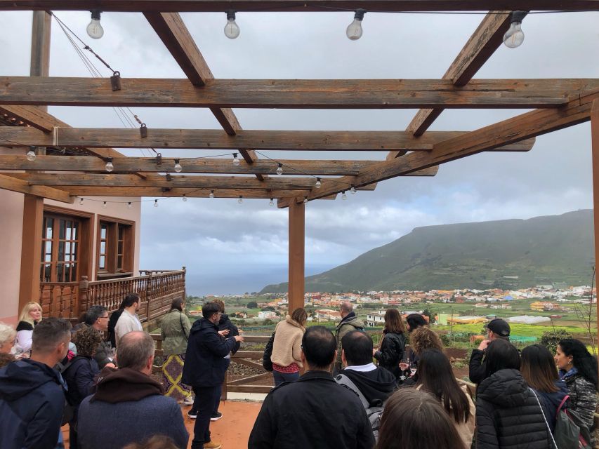 Tenerife Wine: Guided Tour & Tasting with Canarian bites - El 18 Vermouth Bar: the aperitif stop with real focus