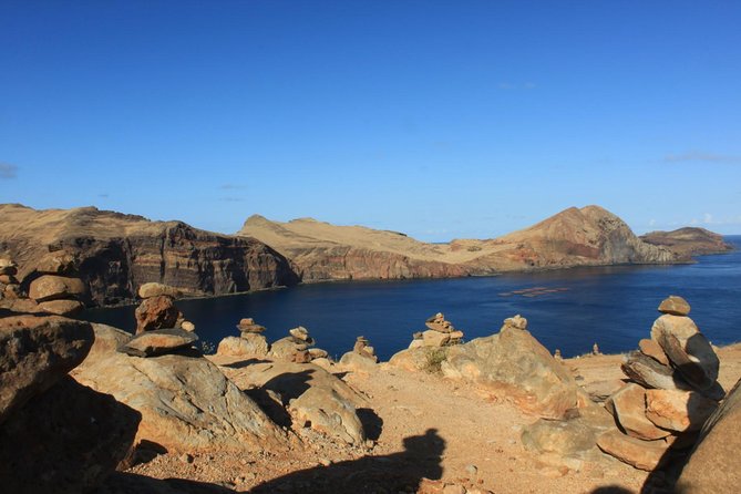 The East Tour-Pico do Areeiro,Santana & Pico do Facho Small Group - Santana Triangular Thatched Houses: A Living Place, Not Just Photos