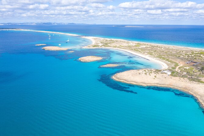 The Formentera Cruise in Balearic Islands - The crowd reality on a 9-hour cruise