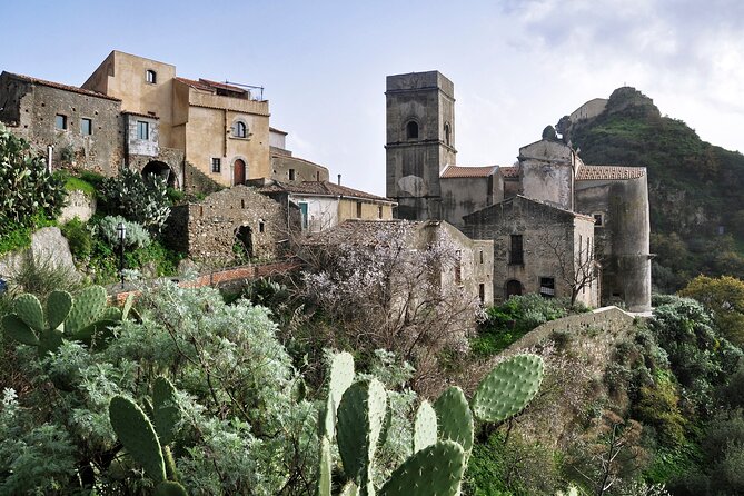 The Godfather and Taormina Tour from Messina - Quattro Fontane (Minotaur fountain) and the Piazza Duomo stop