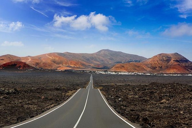 Timanfaya, Golfo, Jameos Agua & Camel Ride (opt) - Lanzarote - How the day really feels: pace, language flow, and group size