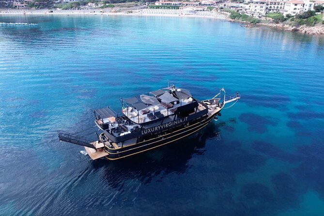 Tour of the Archipelago of La Maddalena ecofriendly - Meeting at Cannigione: Start Time and What That Means