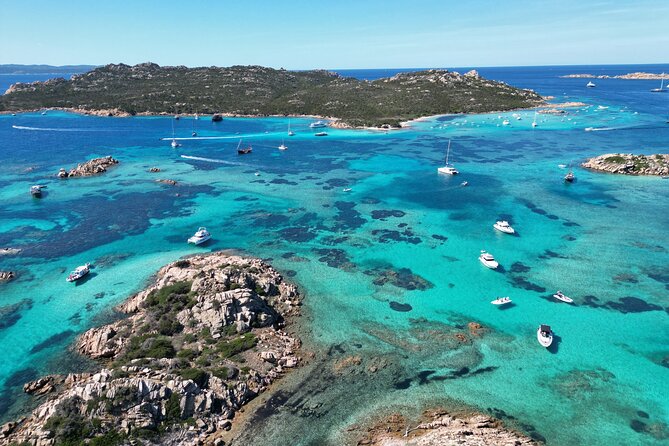 Tour of the Archipelago of La Maddalena ecofriendly - Spargi’s Cala dell’Amore: 60 Minutes in a Small Cove