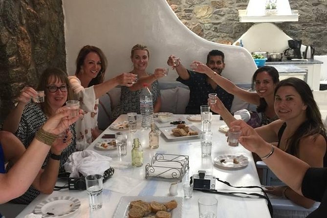 Traditional Lunch or Dinner with Drinks in Mykonos - Drinks Included: Wine and Cretan Raki Brandy