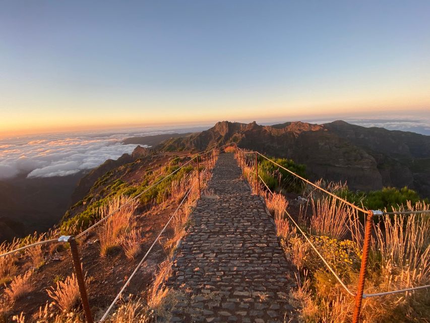 Transfer from Pico do Areeiro to Achada do Teixeira - The ride itself: small group, about an hour, local insight