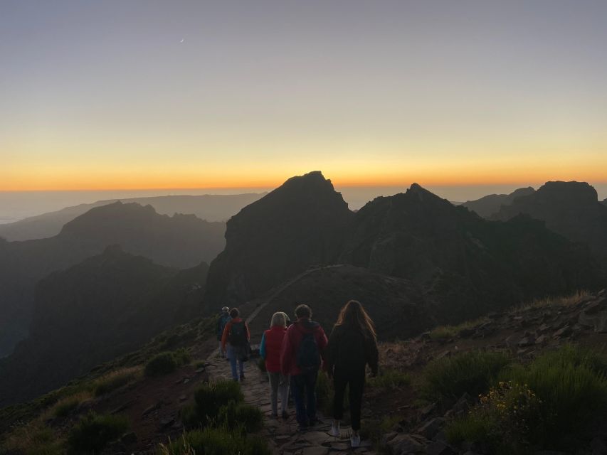 Transfer from Pico do Areeiro to Achada do Teixeira - Timing tips for a smooth pickup