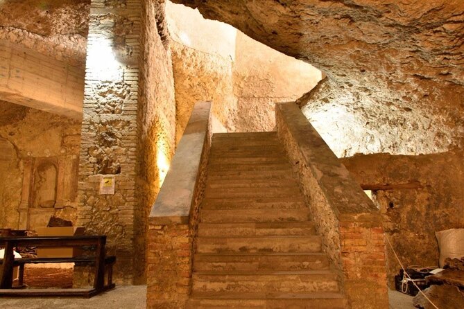Underground Cagliari tour - Stop 2: Cripta di S. Restituta (Martyr Restituta and a Space with Layers)