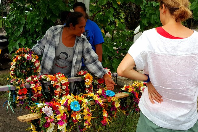 Unique Tahiti tour to Teahupoo, small group, full day combo tour - Key reasons this combo tour is getting booked