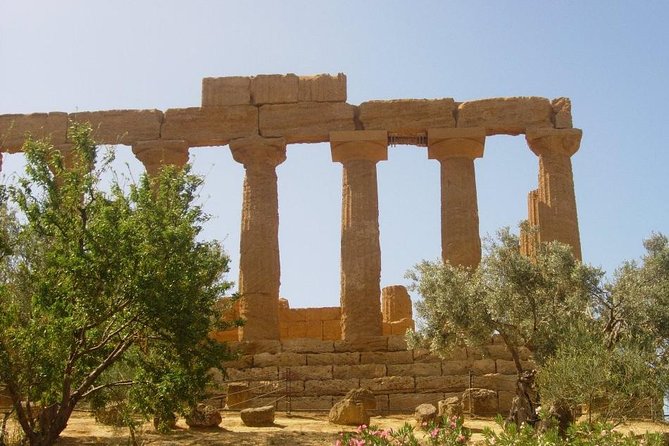 Valley of the Temples and Villa Romana del Casale Day Trip from Taormina - The UNESCO Valley of the Temples: a guided route that gives context