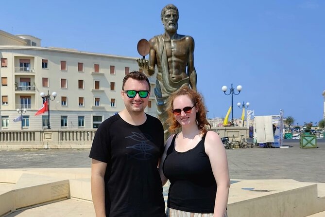 Vegan Street Food Tour - Piazza Pancali to the Ortigia street market: smells, sounds, and terracotta
