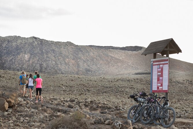 Volcanic Discovery PREMIUM eBike Tour: 35 km - Stop 2: Lajares village ride-through for surf culture and easy wandering