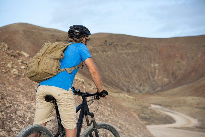 Volcanic Discovery PREMIUM eBike Tour: 35 km - Your e-bike advantage: why electric assist matters on Fuerteventura
