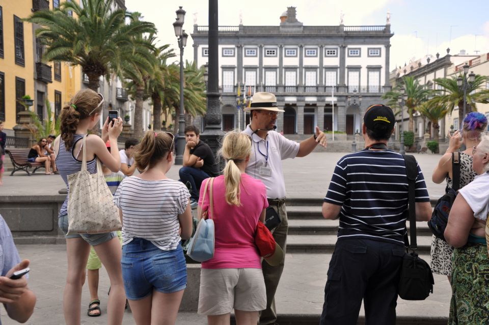 Walking tour Vegueta Old Town Las Palmas ( only in english) - Meeting Point Near Bar Tasca la Picadita on Herrería Street