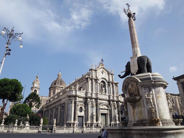WalkingTour CATANIA - discovering the city of lava with a licensed guide - Palazzo degli Elefanti: Catania’s Town Hall and its elephant story
