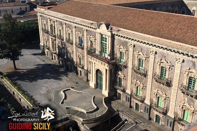 WalkingTour CATANIA - discovering the city of lava with a licensed guide - Tips for enjoying the walk: comfort, heat, and hearing the guide