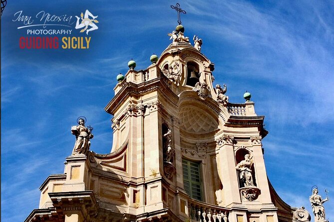 WalkingTour CATANIA - discovering the city of lava with a licensed guide - A’ Piscaria fish market: your best hit of real Catania