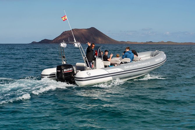 Water Taxi Lobos Island - Isla de Lobos: why this protected island is the point of the trip