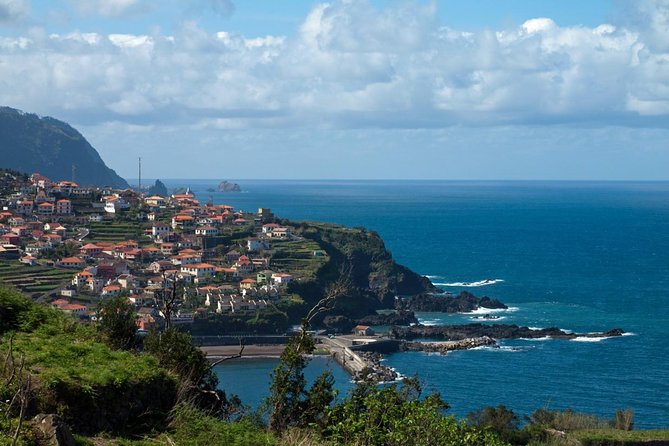 West Tour-Fanal Forest & Porto Moniz Natural Pools Small Groups - Cabo Girão: the sky walk is impressive, and it costs extra