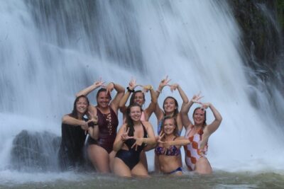Whitewater Rafting Savegre River Class II & III + Waterfall Break - Your Day Schedule: 5.5 Hours, 42 km of Region, 9 km of Rapids