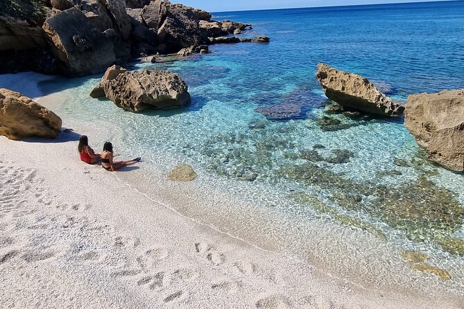 Wild Beaches & Snorkeling Tour - Group size and guide style: why it feels personal