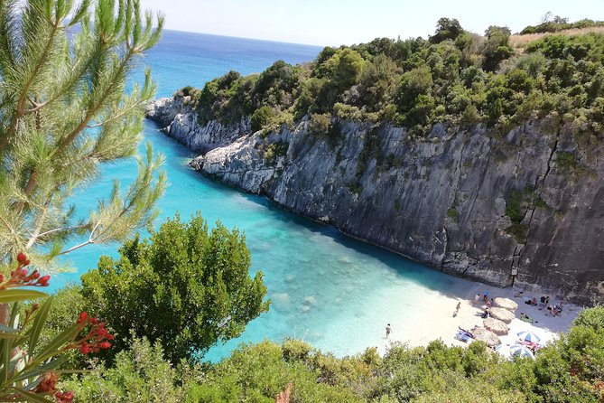 Zakynthos All Day Tour Shipwreck beach, view point-Blue Caves - Navagio shipwreck by land and sea: what you can do at the wreck