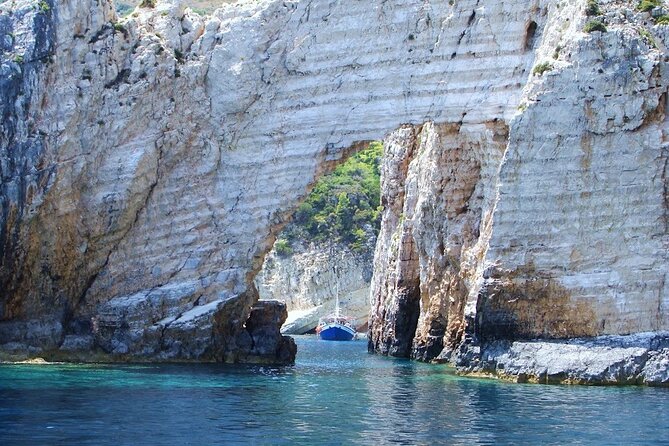 Zakynthos Half Day Tour to the Turtle Island, Cameo & Keri Caves - National Marine Park + Glass-Bottom Boat: Turtle Spotting Without the Water in Your Face