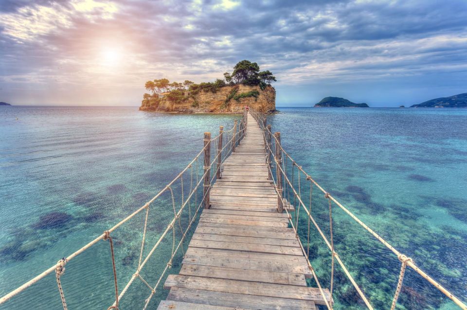 Zakynthos: Marathonisi, Cameo Island and Keri Caves Tour - Cameo Island bridge: best photos, short time, and a possible €5 decision