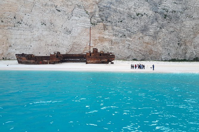 Zakynthos : One day small group tour to Navagio beach Blue Caves & top view - Xigia Beach: sulfur springs and the natural spa idea